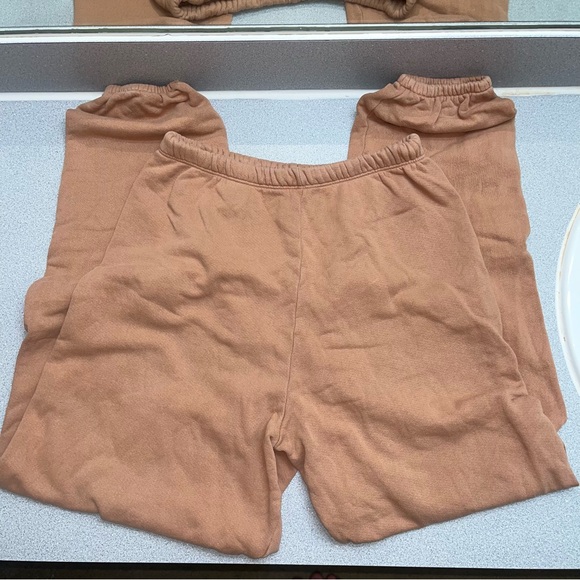 Joah Brown Oversized Joggers - Picture 8 of 15